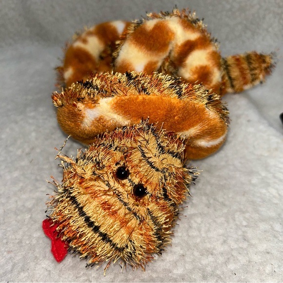 Ganz Webkinz Tiger Snake plush 38" red tongue coiled snake - Picture 10 of 10